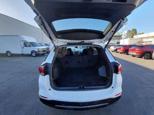 Used 2023 Chevrolet Equinox LT image 24