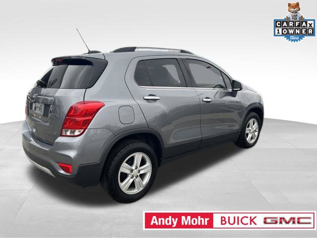 Used 2020 Chevrolet Trax LT w/ LT Convenience Package FWD image 17