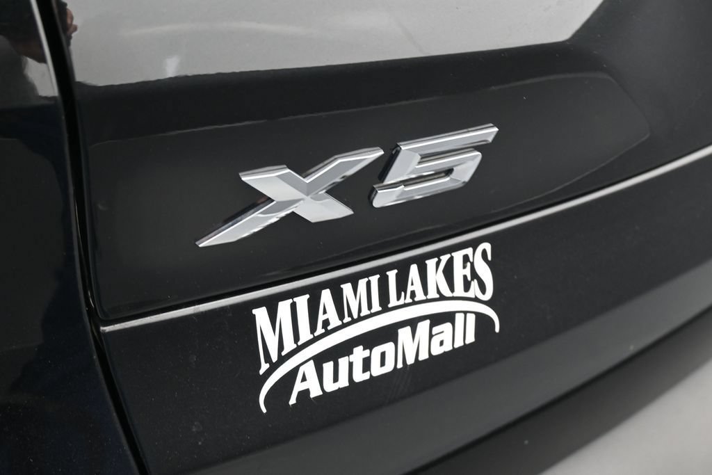 Used 2025 BMW X5 xDrive50e AWD/4WD image 44