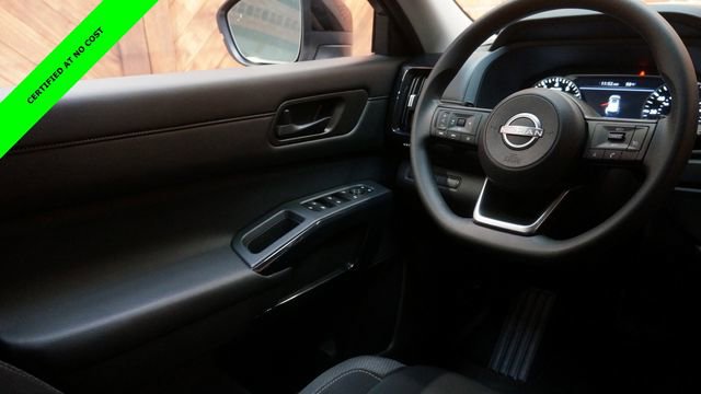Certified 2024 Nissan Pathfinder S image 33