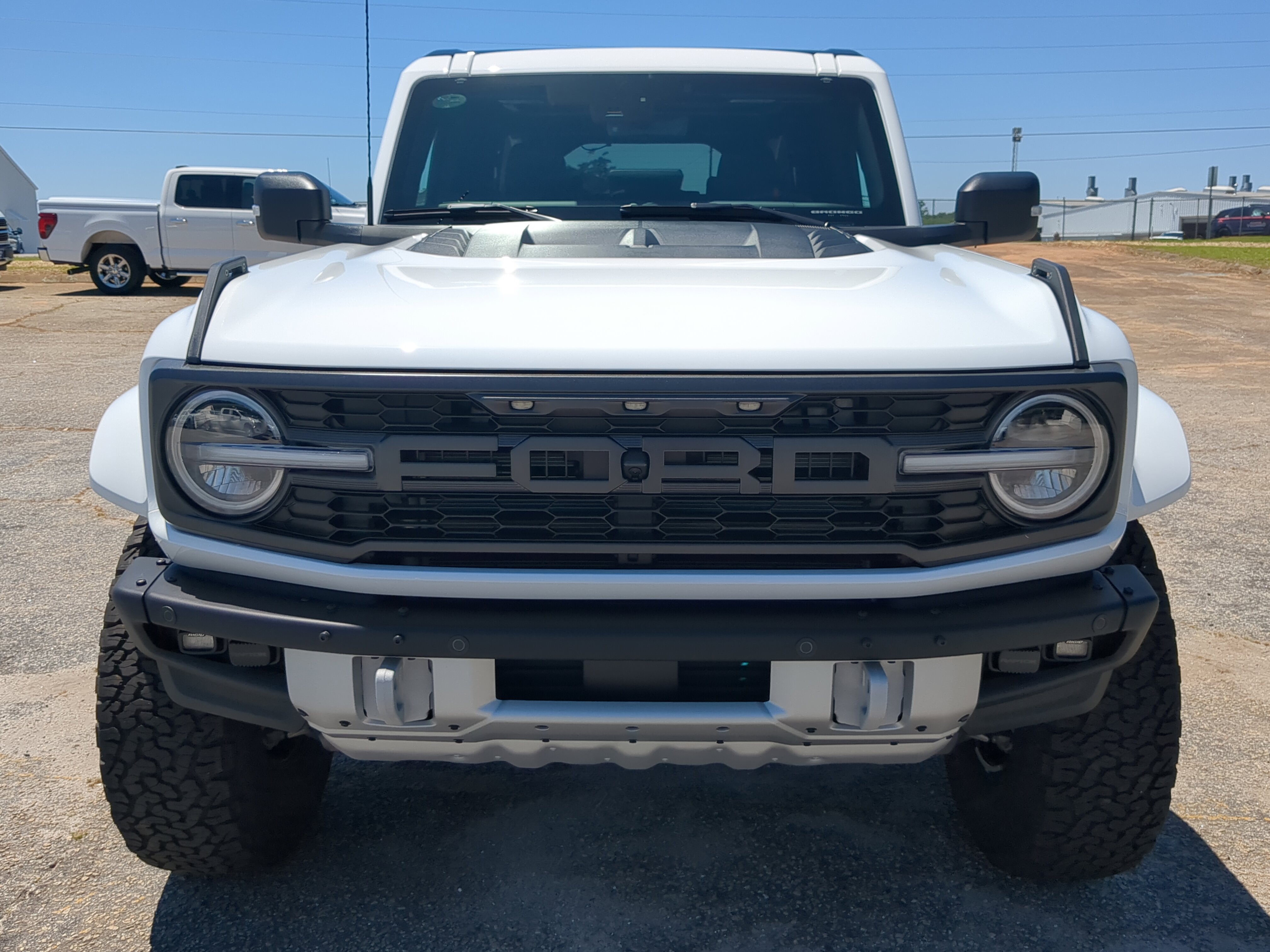 New 2026 Ford Bronco Raptor w/ Interior Carbon Fiber Pack AWD/4WD image 7