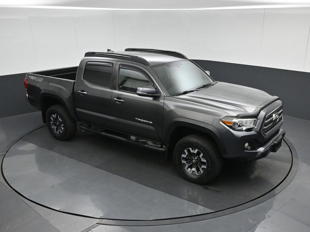 Used 2017 Toyota Tacoma TRD Off-Road image 62