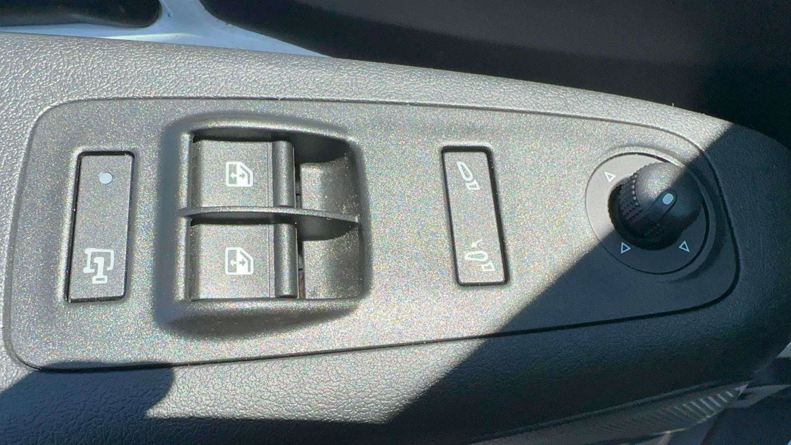 Used 2026 RAM ProMaster 2500 w/ Convenience Group FWD image 25