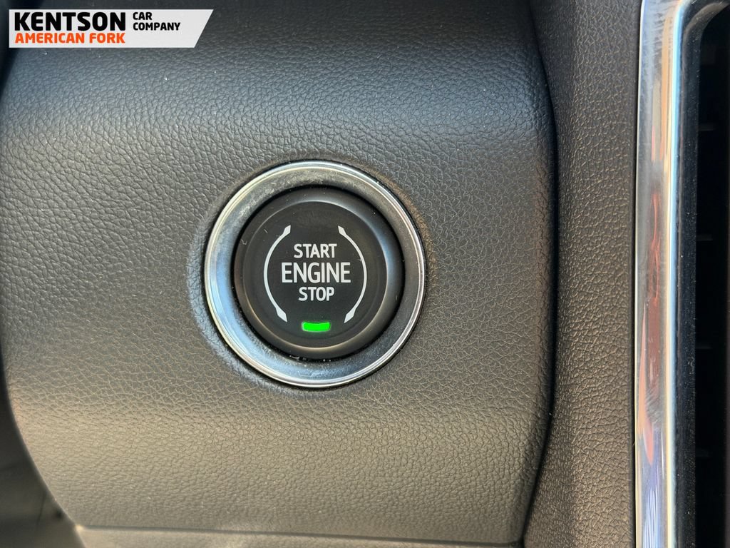 Used 2026 GMC Acadia Elevation w/ Elevation Premium Package AWD/4WD image 17