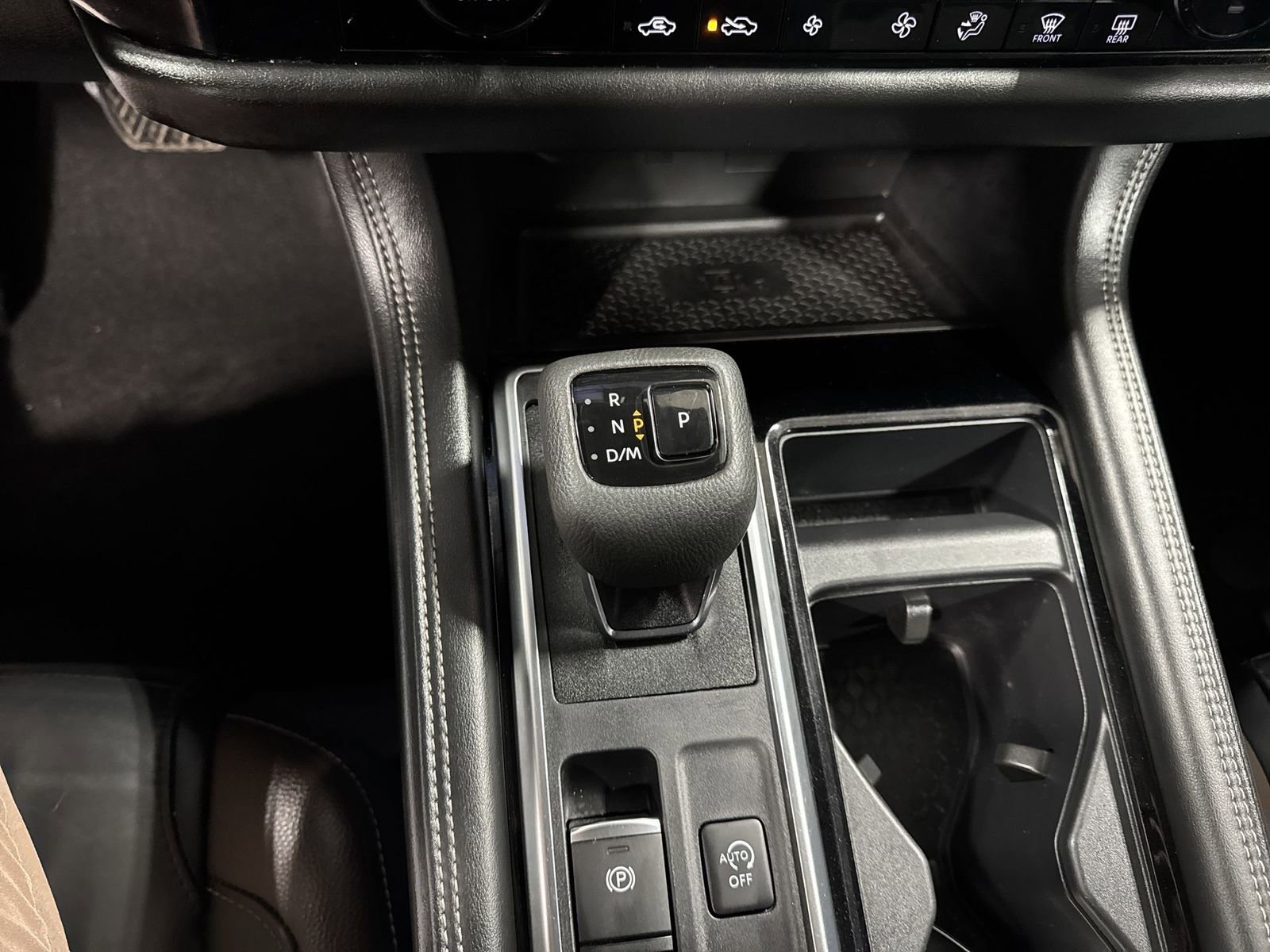 Certified 2023 Nissan Pathfinder Platinum image 26