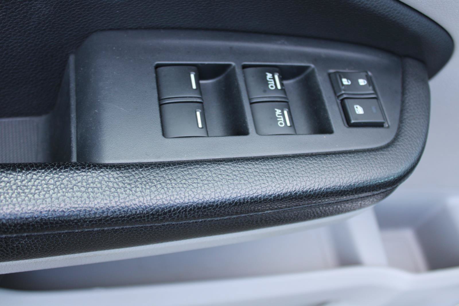 Used 2016 Honda Pilot EX image 48