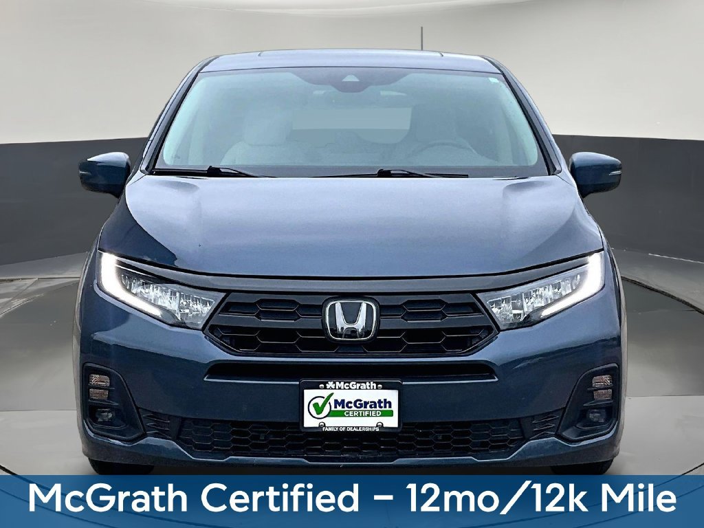 Used 2026 Honda Odyssey Touring image 2