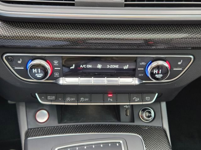 Used 2018 Audi SQ5 Premium Plus w/ Navigation Package image 30