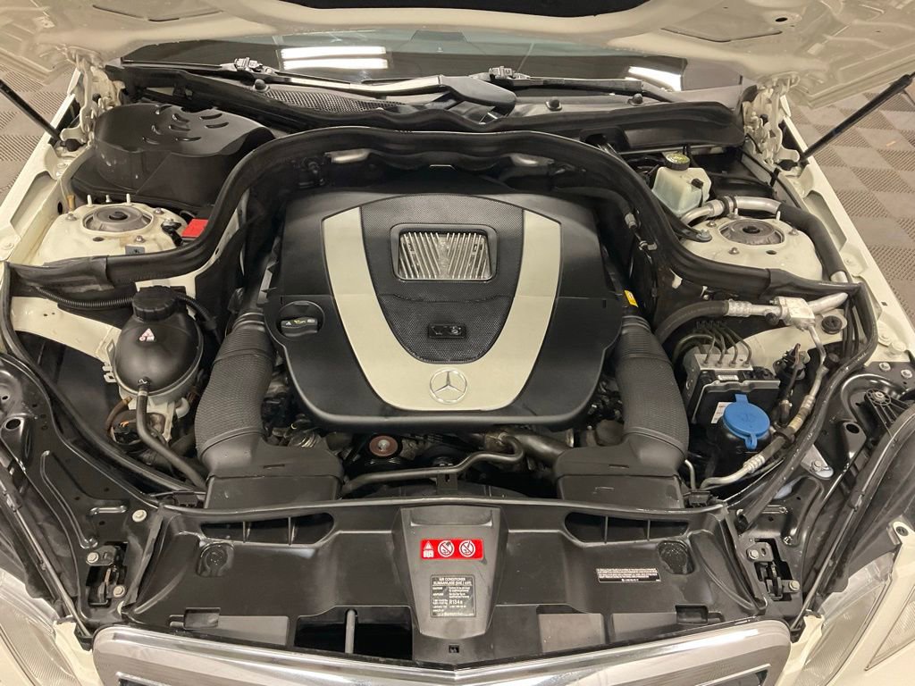Used 2011 Mercedes-Benz E 350 4MATIC Sedan image 9