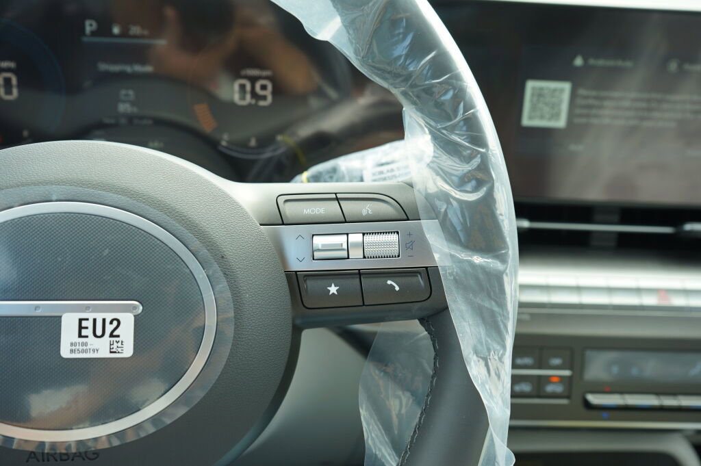 New 2025 Hyundai Kona SEL image 18