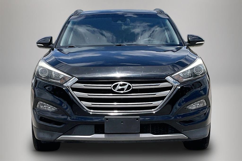 Used 2018 Hyundai Tucson Limited w/ Ultimate Package 02 FWD image 3
