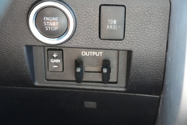 Used 2021 Toyota Tundra Limited w/ Limited Premium Package AWD/4WD image 31