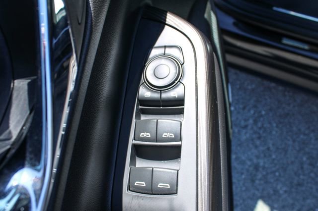 Used 2021 GMC Acadia SLT w/ Preferred Package FWD image 11