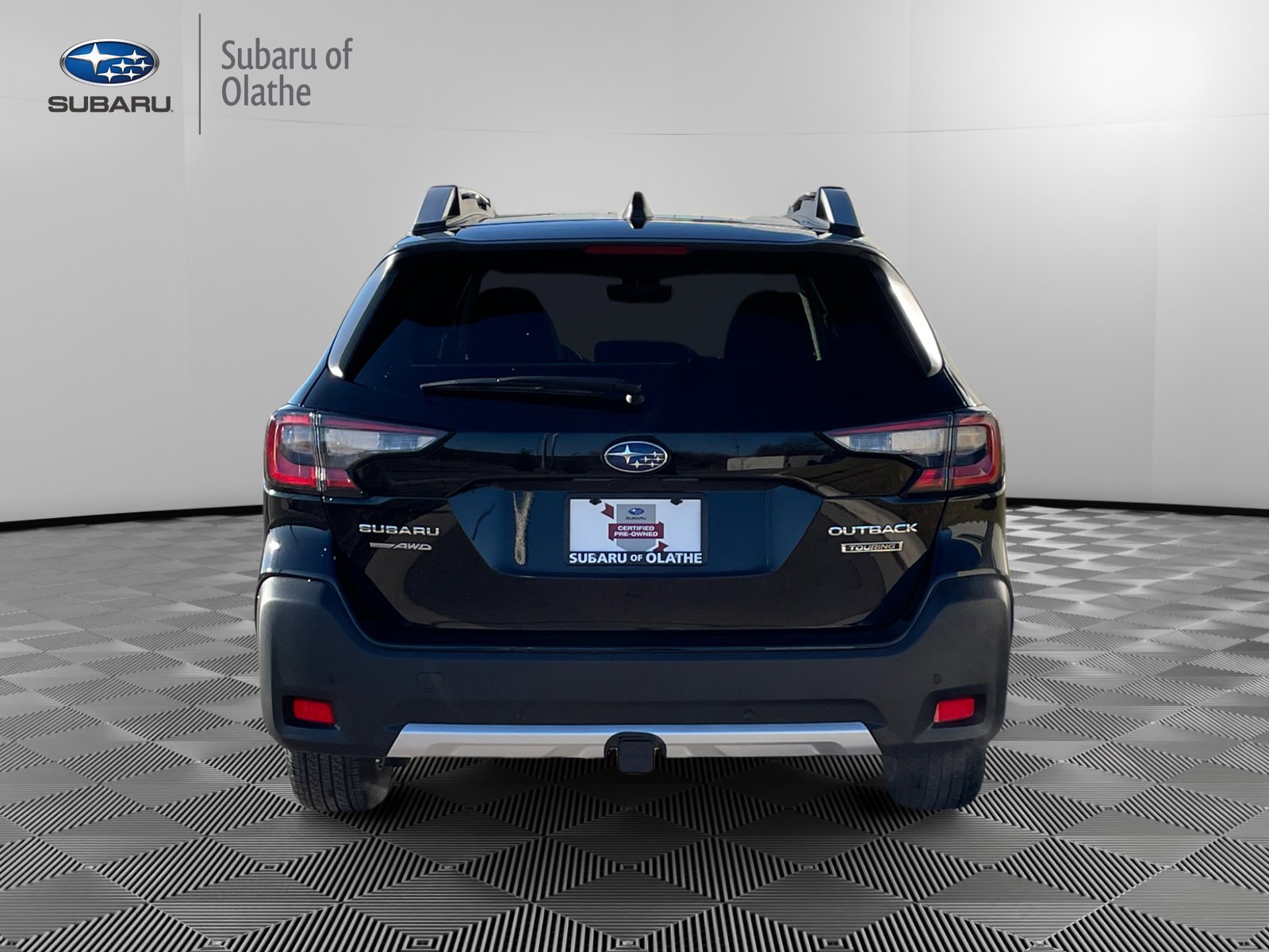 Used 2025 Subaru Outback Touring image 10