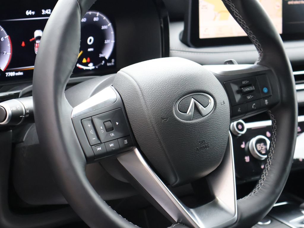Used 2025 INFINITI QX60 Sensory w/ Cargo Package AWD/4WD image 20