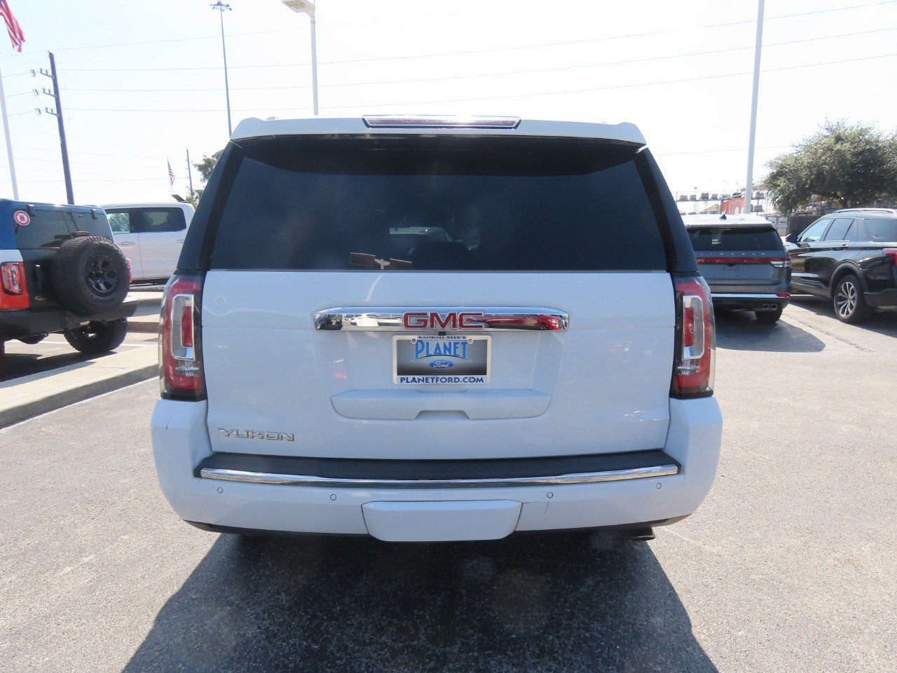 Used 2019 GMC Yukon Denali w/ Denali Ultimate Package AWD/4WD image 12