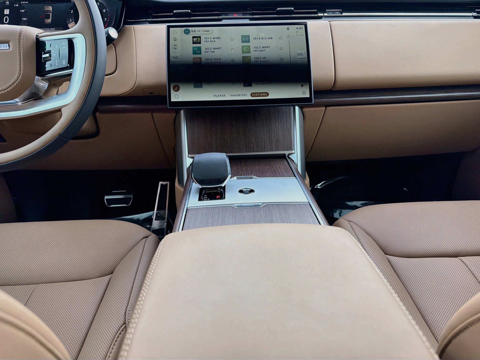 New 2026 Land Rover Range Rover Long Wheelbase SE AWD/4WD image 20