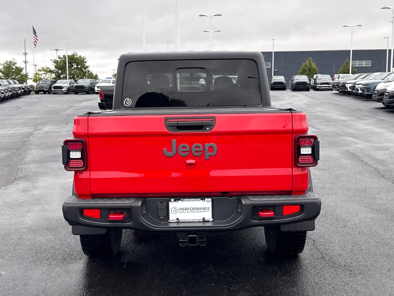 Used 2022 Jeep Gladiator Rubicon w/ LED Lighting Group AWD/4WD image 4