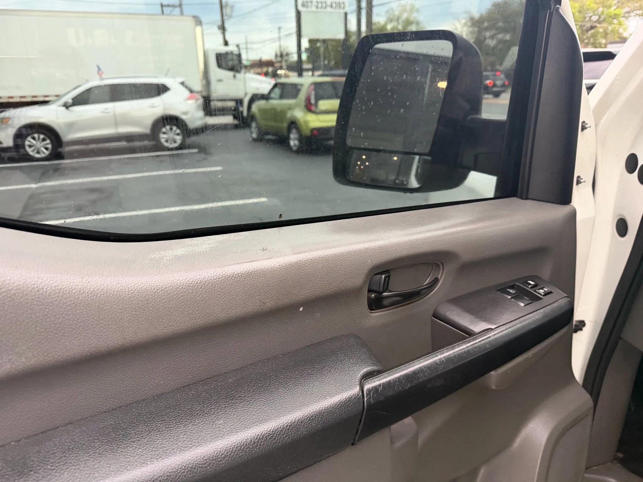 Used 2017 Nissan NV 2500 S w/ Power Basic Package image 12