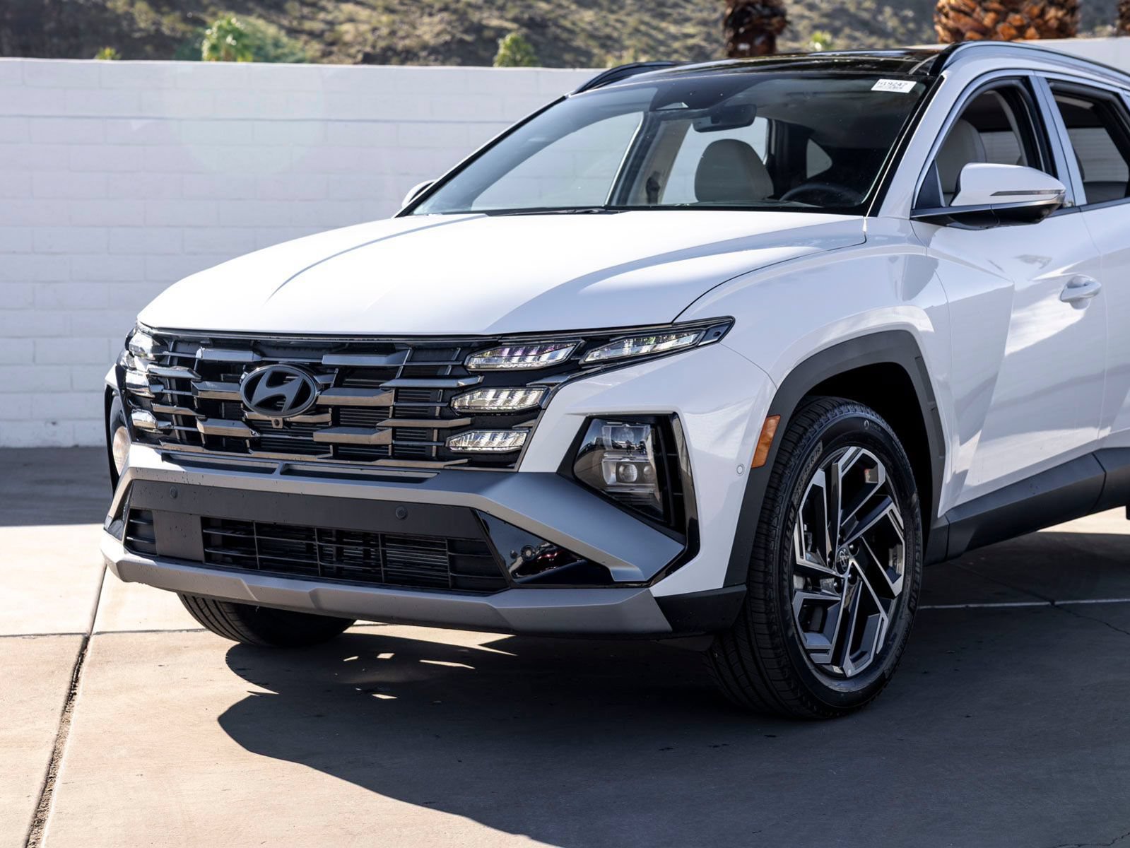 New 2025 Hyundai Tucson Limited AWD/4WD image 5