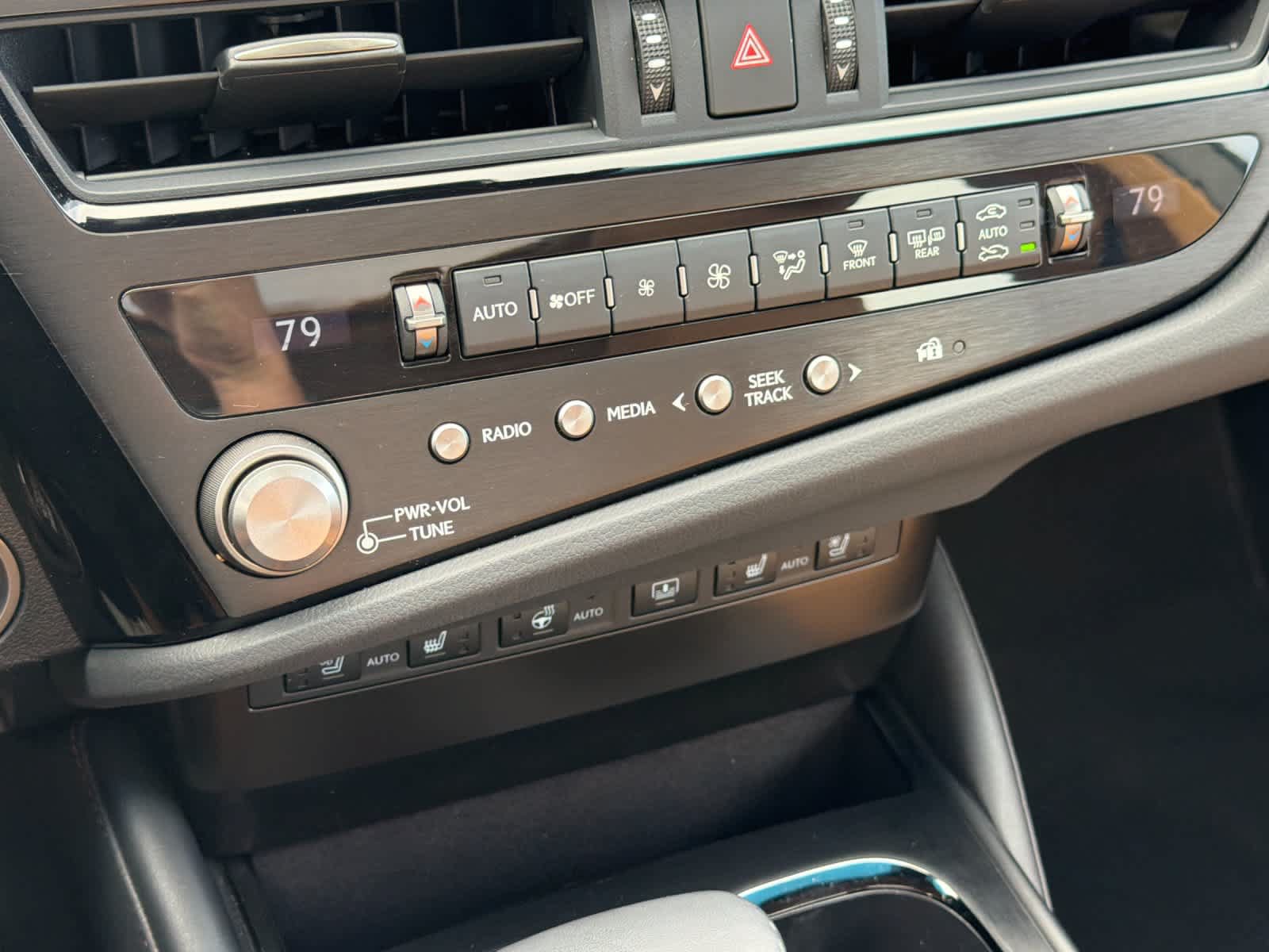 Certified 2023 Lexus ES 350 w/ Luxury Package FWD image 20