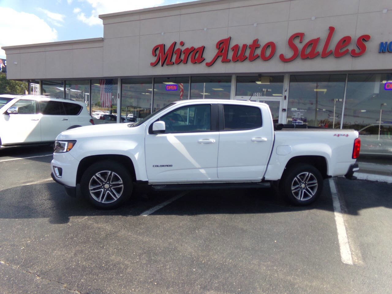Used 2020 Chevrolet Colorado W/T w/ Custom Special Edition image 67