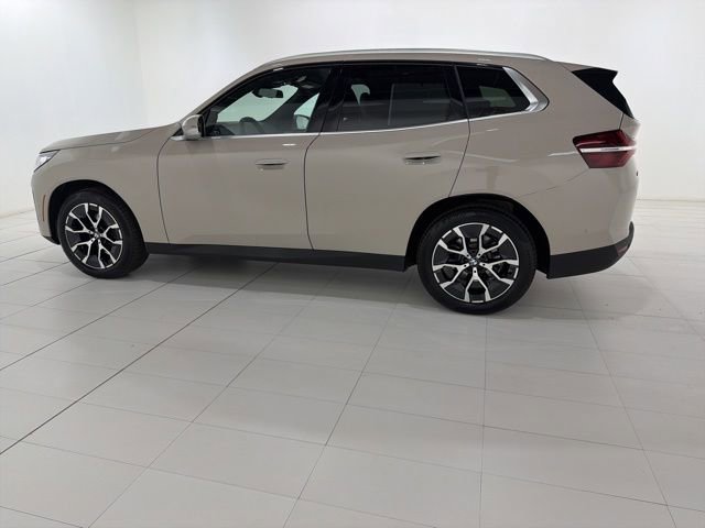 Used 2025 BMW X3 xDrive30i w/ Convenience Package image 2