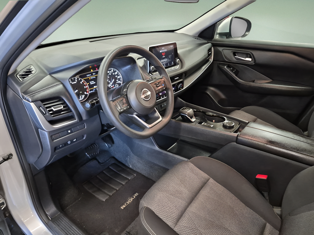 Used 2024 Nissan Rogue SV AWD/4WD image 11