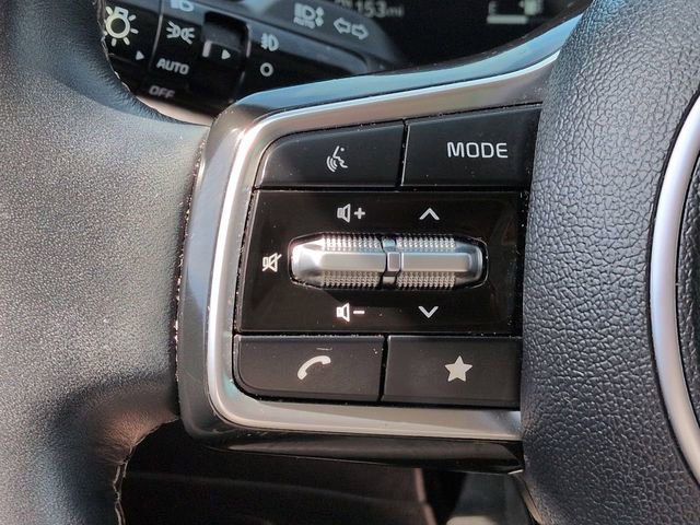 Used 2025 Kia Sorento SX AWD/4WD image 32