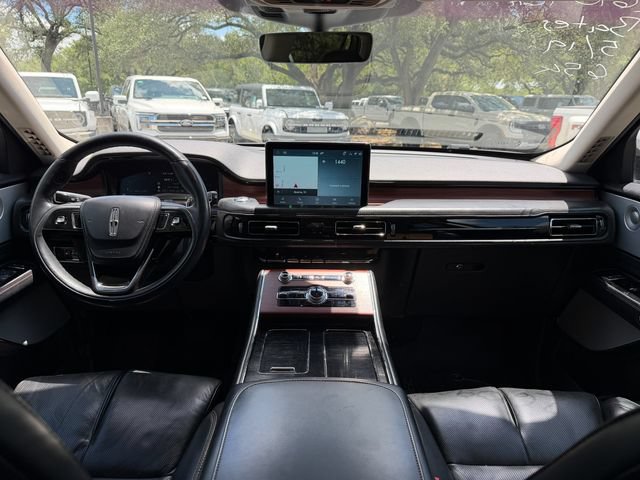 Used 2022 Lincoln Aviator Reserve w/ Equipment Group 201A AWD/4WD image 15