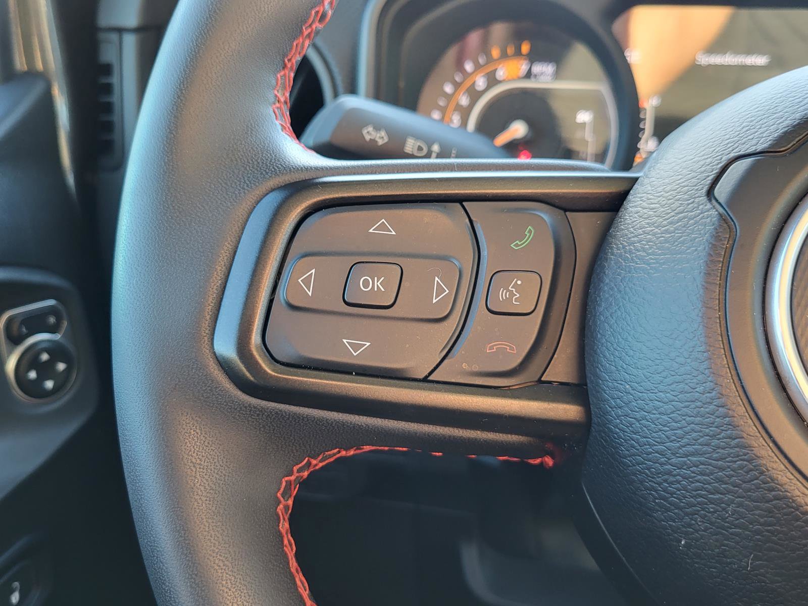 Used 2024 Jeep Wrangler Rubicon w/ Convenience Group image 21