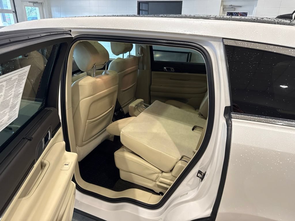 Used 2018 Lincoln MKT AWD w/ Technology Package image 21