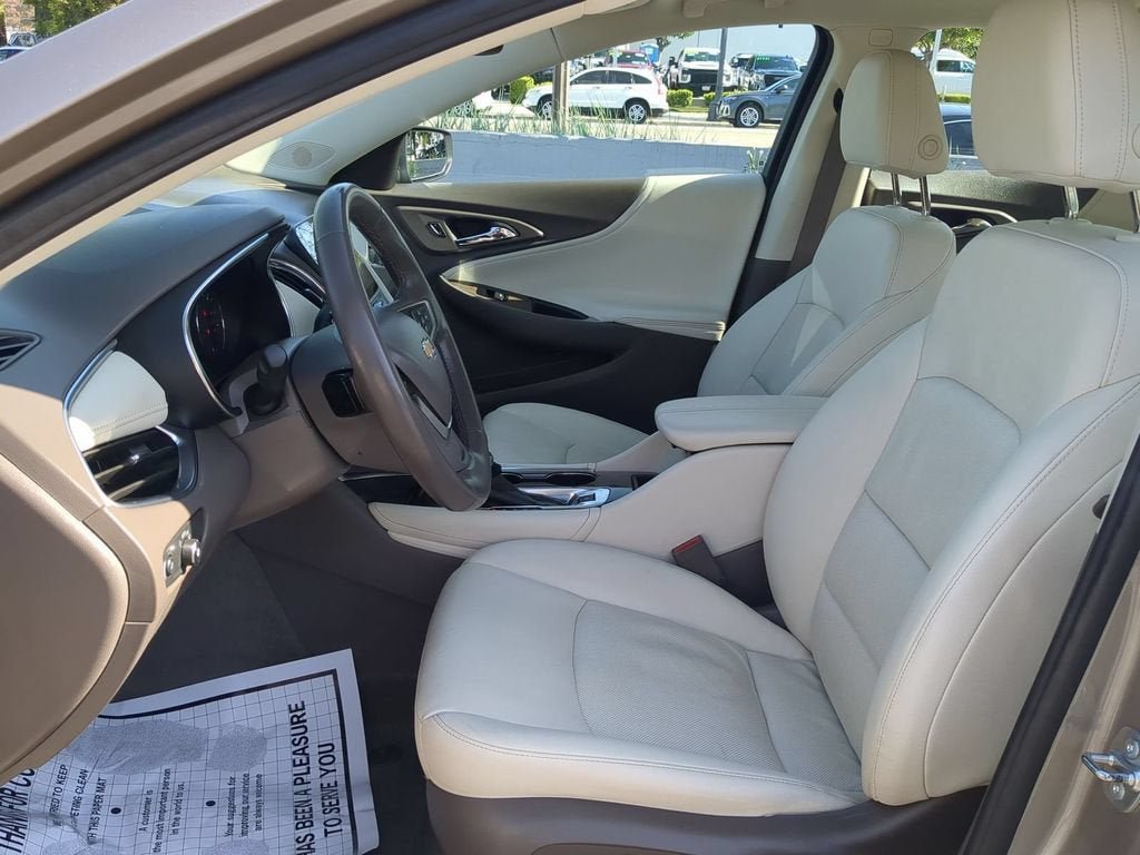 Used 2024 Chevrolet Malibu LT FWD image 22