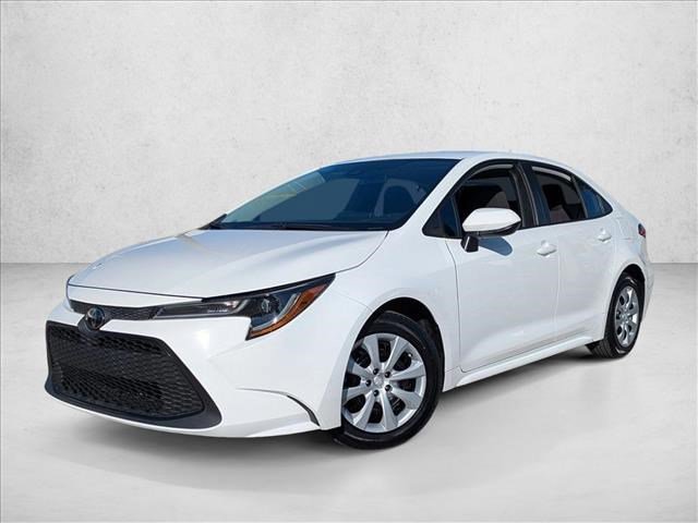 Certified 2022 Toyota Corolla LE image 1