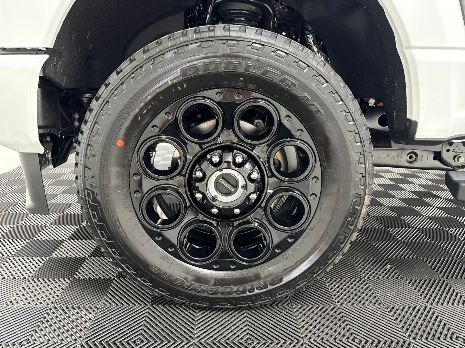 New 2026 Ford F350 XLT w/ XLT Premium Package AWD/4WD image 13