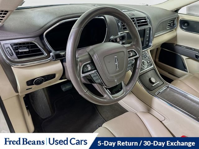 Certified 2020 Lincoln Continental Standard w/ Premium Package image 11