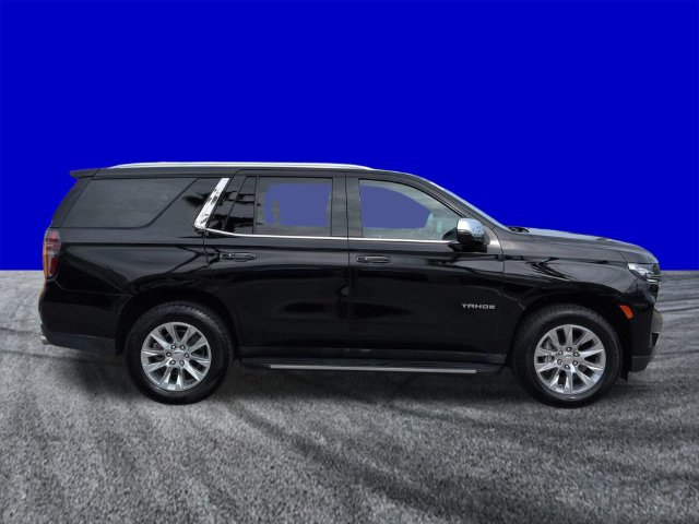 Used 2023 Chevrolet Tahoe Premier RWD image 3