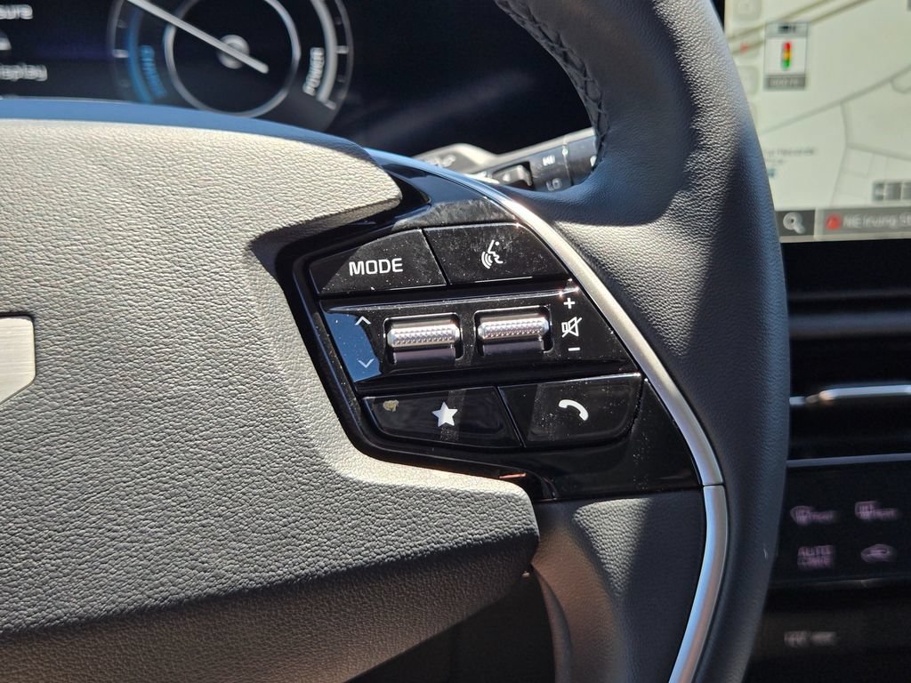 Certified 2024 Kia Niro Wind w/ Wind Preserve Package FWD image 31