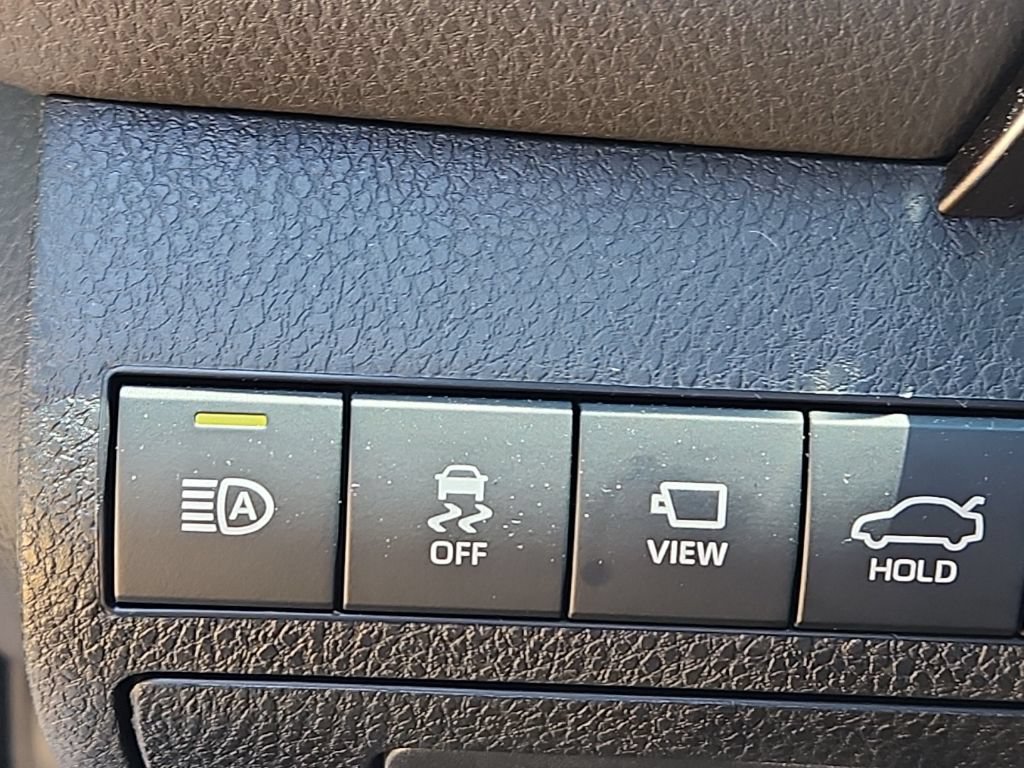 Used 2023 Toyota Camry XSE w/ Navigation Package FWD image 9