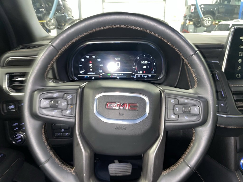 Used 2024 GMC Yukon XL AT4 w/ AT4 Premium Plus Package image 14