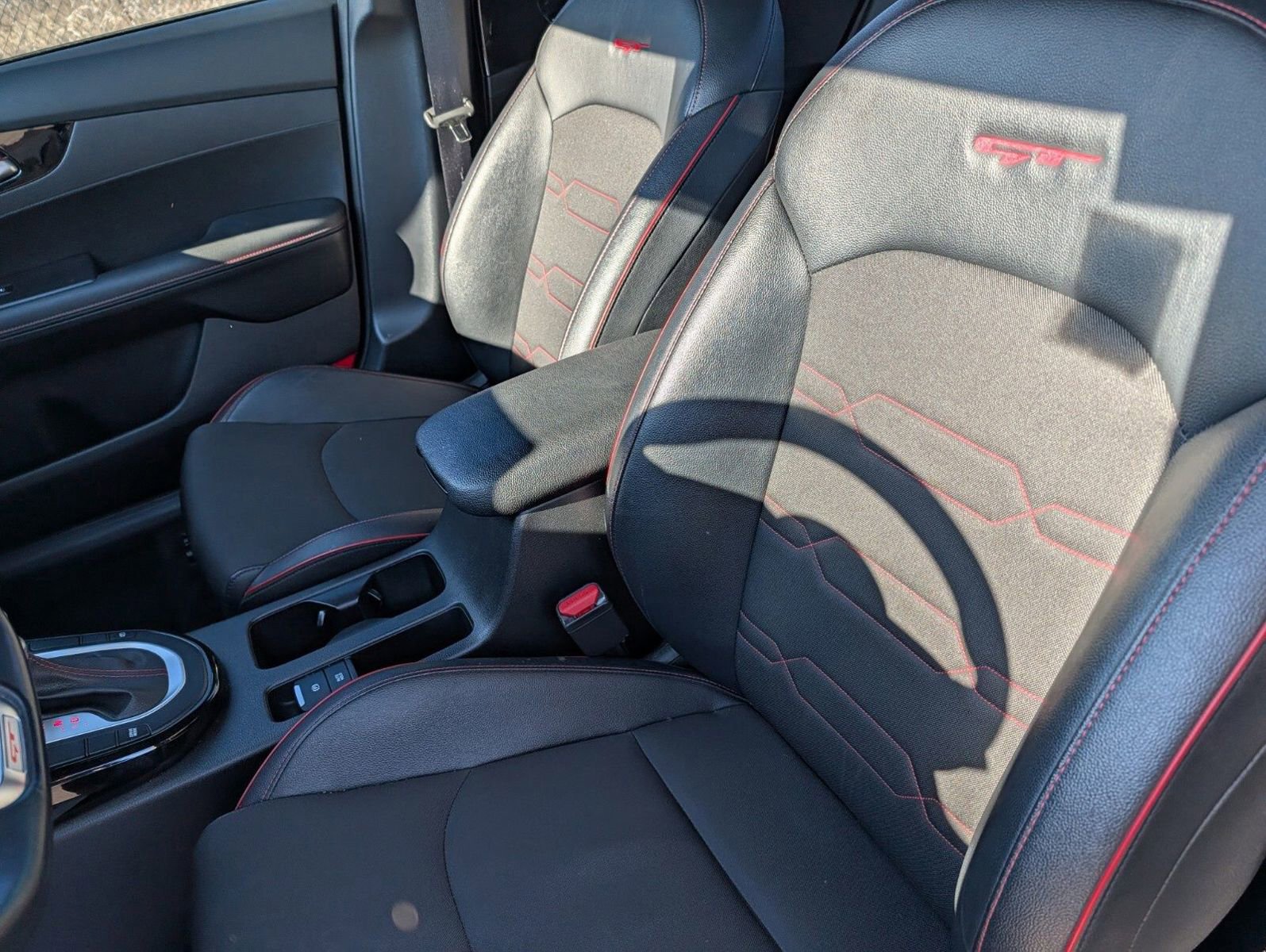 Used 2023 Kia Forte GT image 18