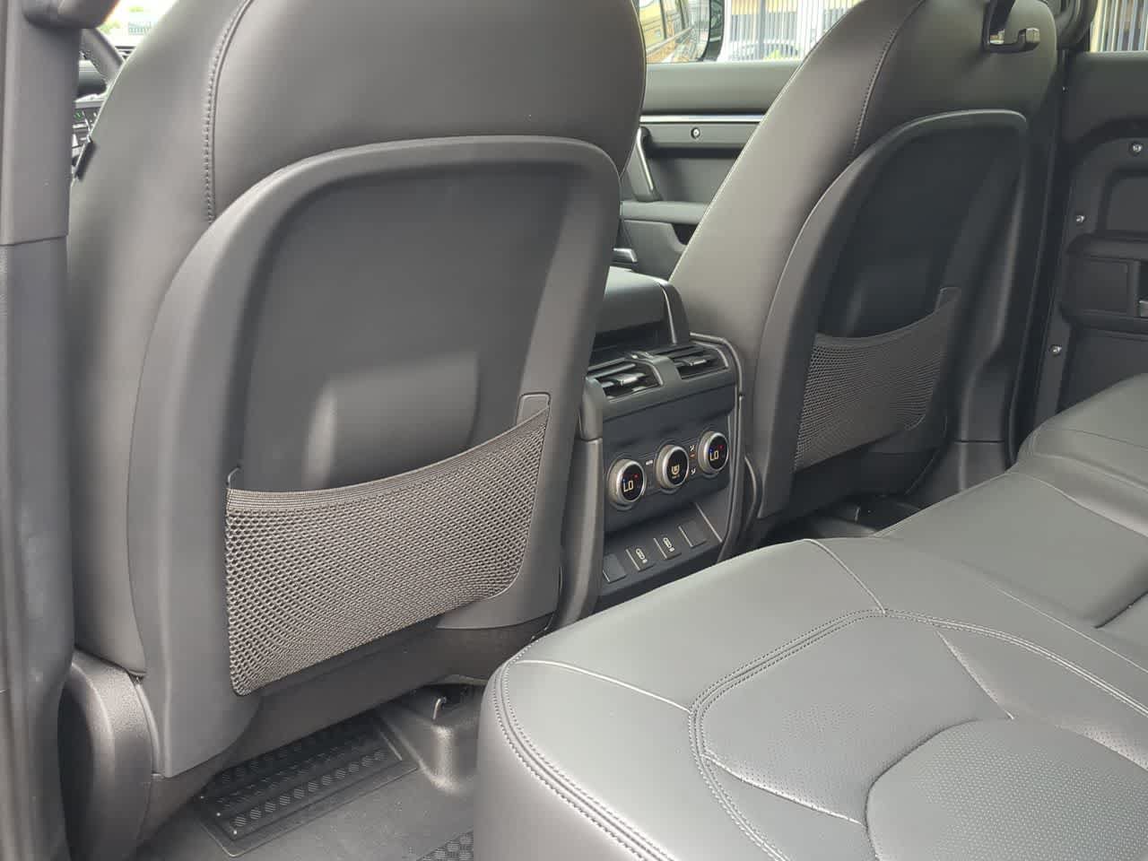 New 2026 Land Rover Defender 130 X-Dynamic SE AWD/4WD image 19