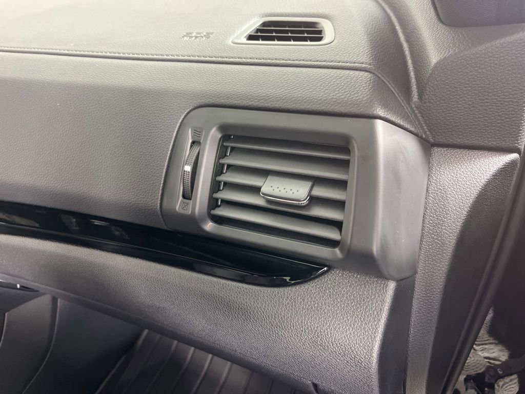 Certified 2025 Honda Ridgeline Black Edition image 18