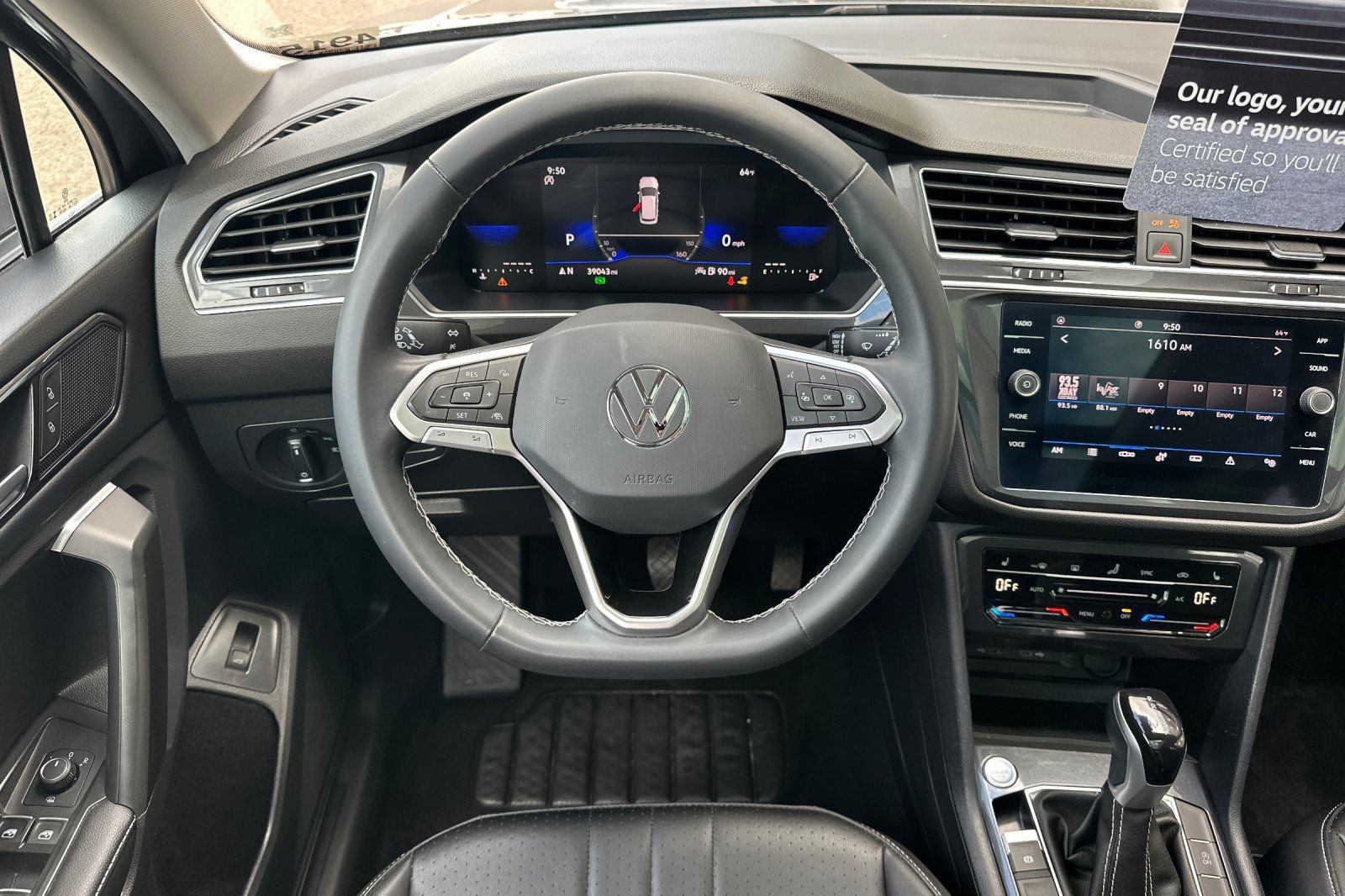 Used 2023 Volkswagen Tiguan SE w/ Panoramic Sunroof Package FWD image 14