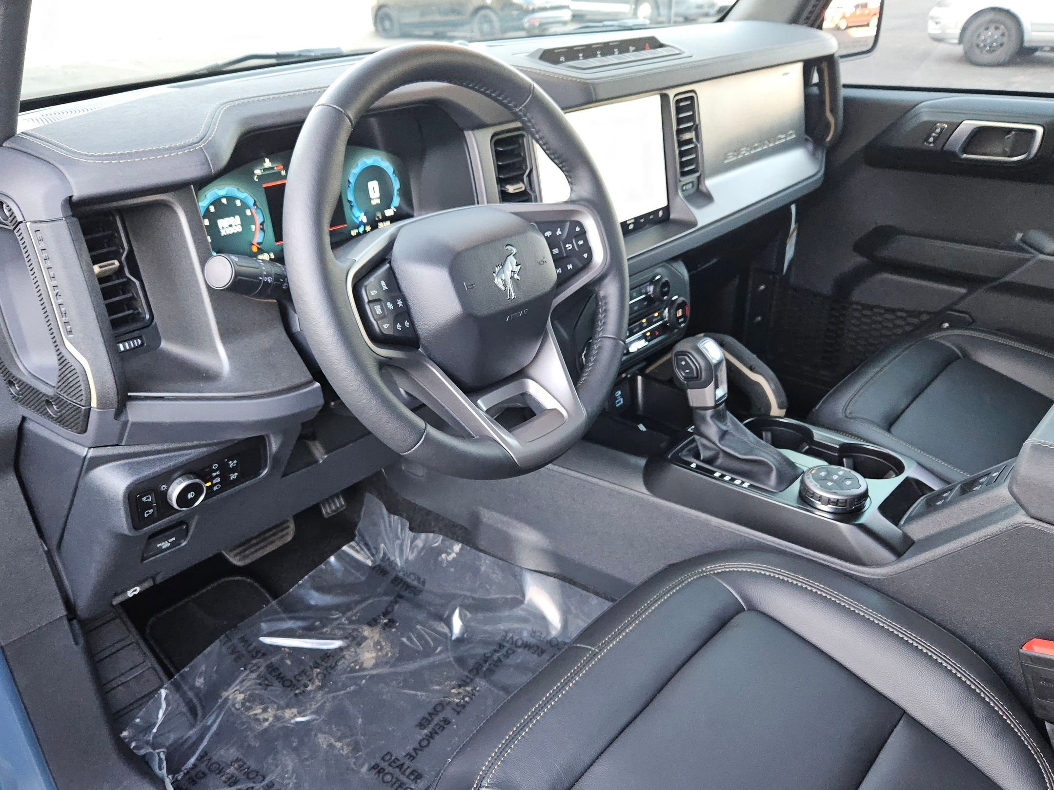 New 2025 Ford Bronco Badlands image 8