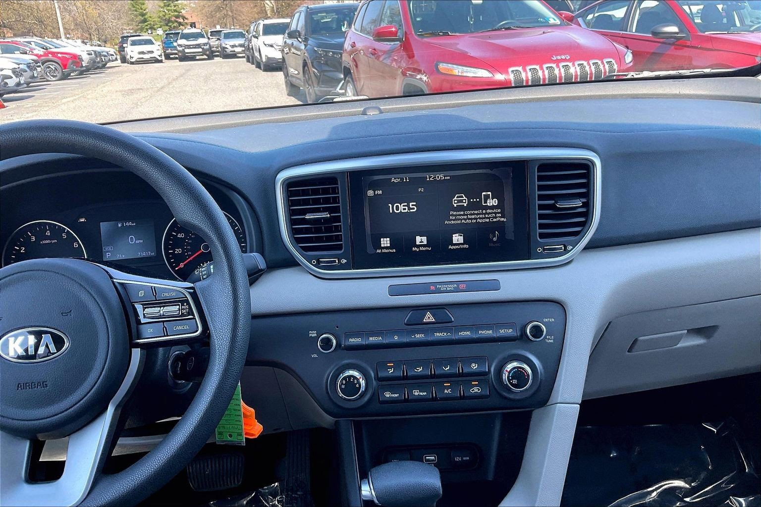 Used 2020 Kia Sportage LX image 6