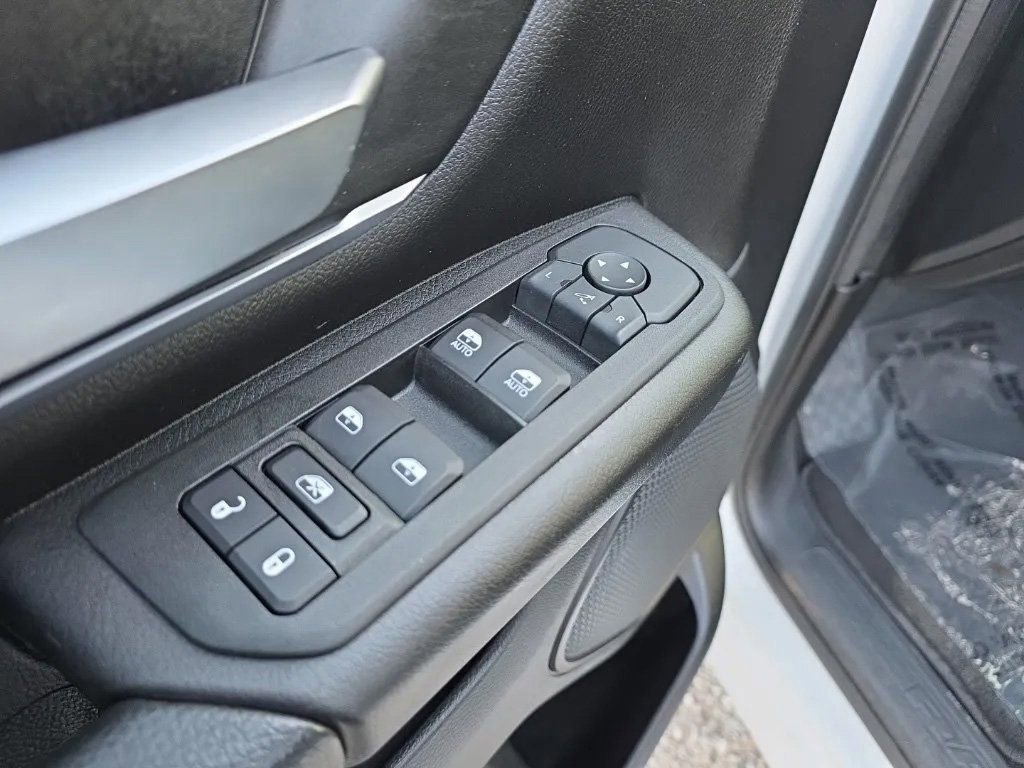 Used 2025 RAM 1500 Big Horn image 12