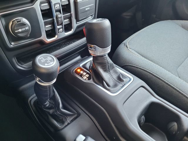 Certified 2025 Jeep Wrangler Unlimited Sahara image 12