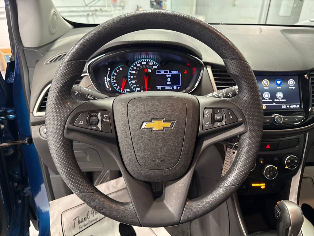 Used 2020 Chevrolet Trax LT FWD image 5