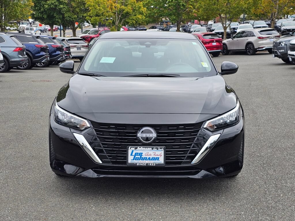 Used 2025 Nissan Sentra S FWD image 2